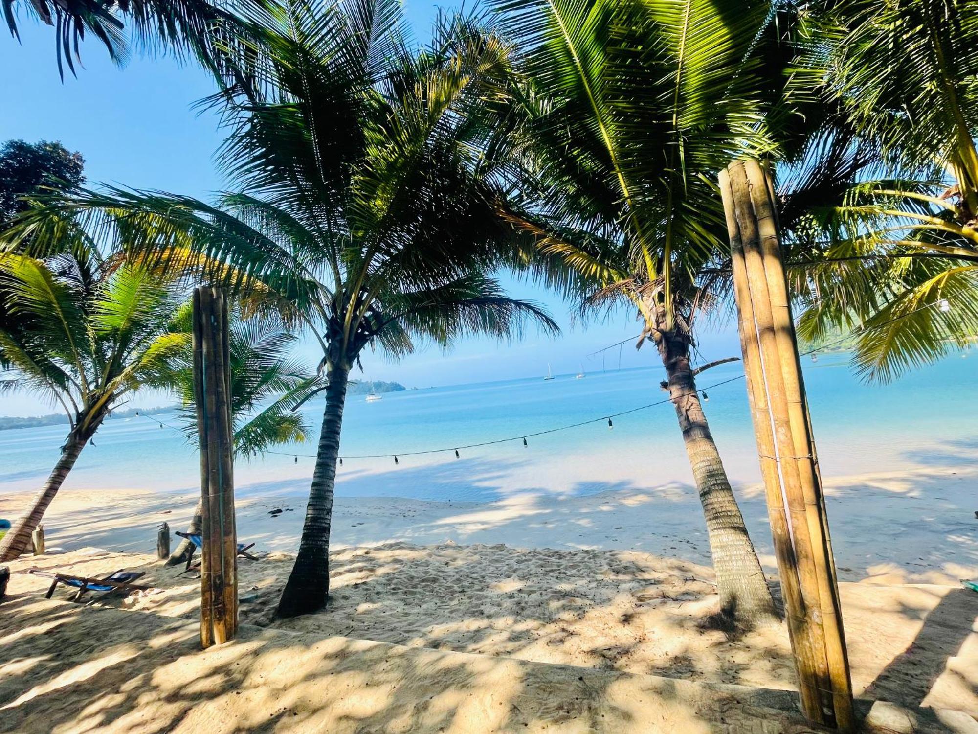 Sunny Cove Beach Resort Koh Phayam ラノーン エクステリア 写真
