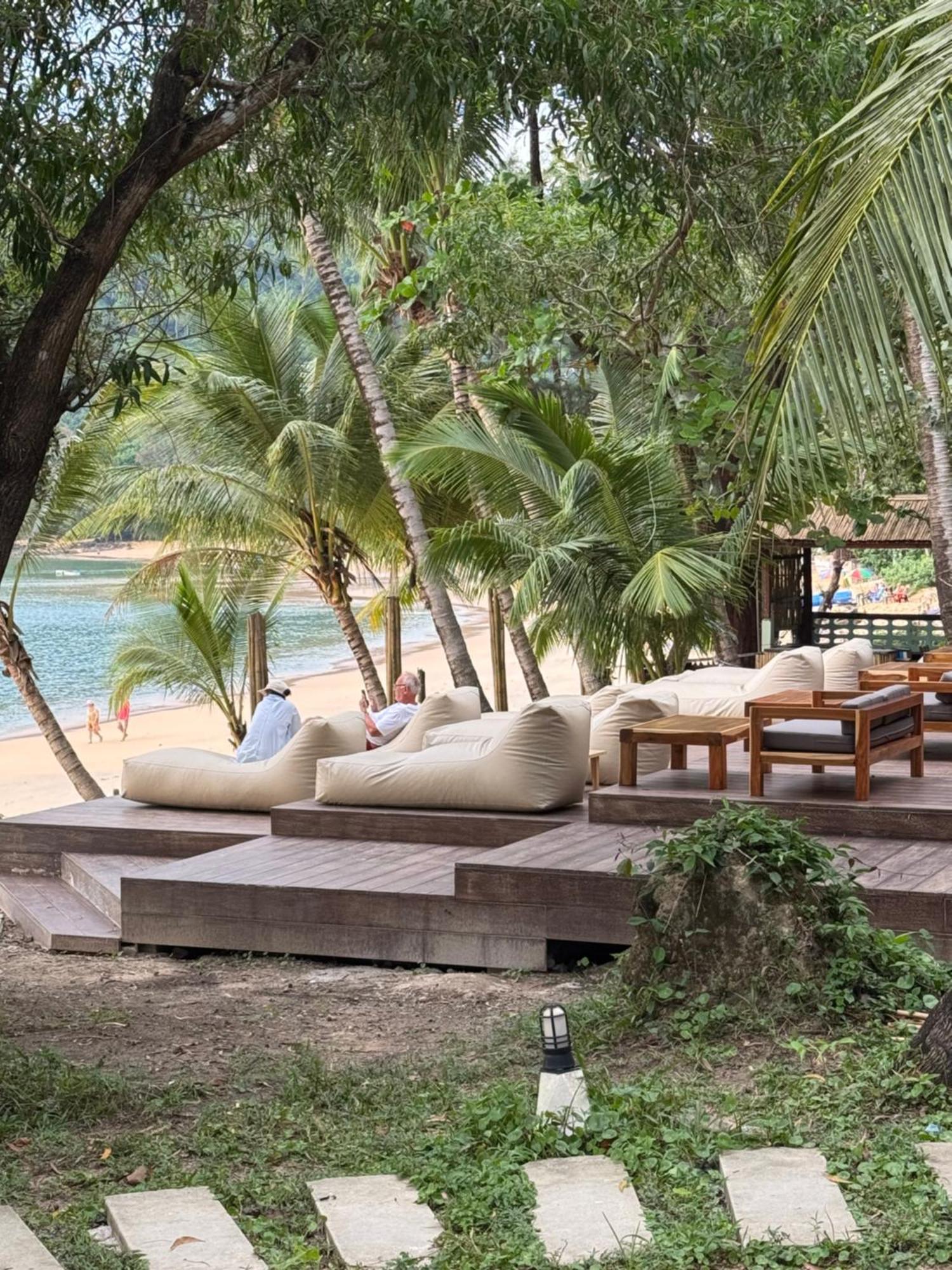 Sunny Cove Beach Resort Koh Phayam ラノーン エクステリア 写真