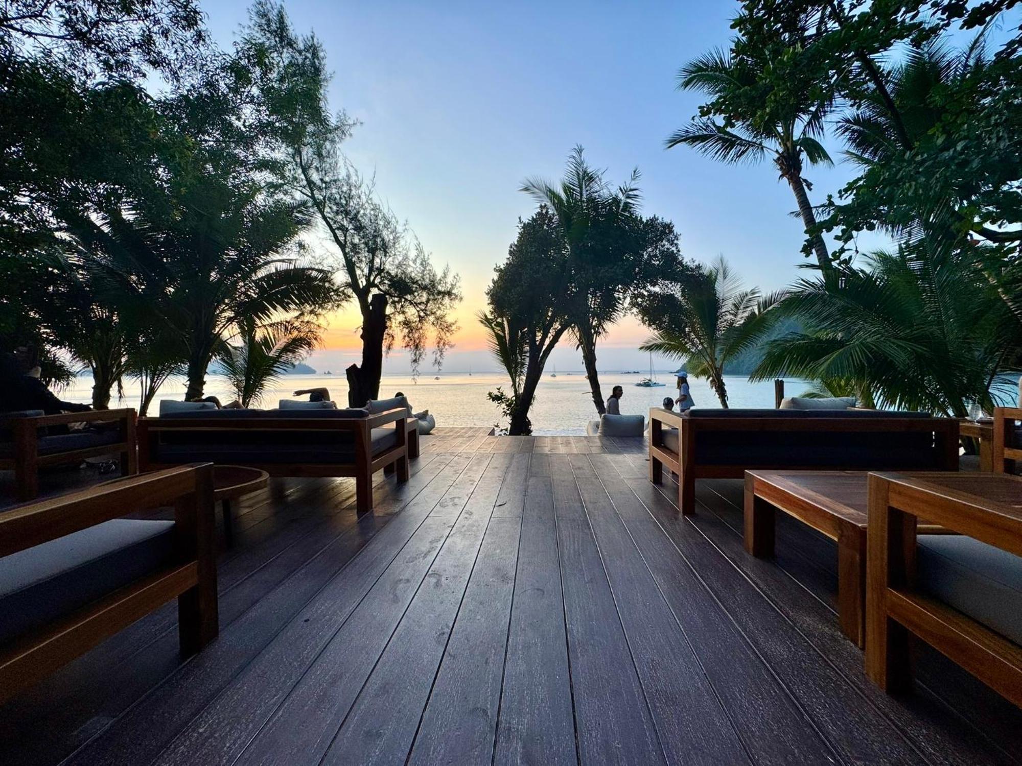 Sunny Cove Beach Resort Koh Phayam ラノーン エクステリア 写真
