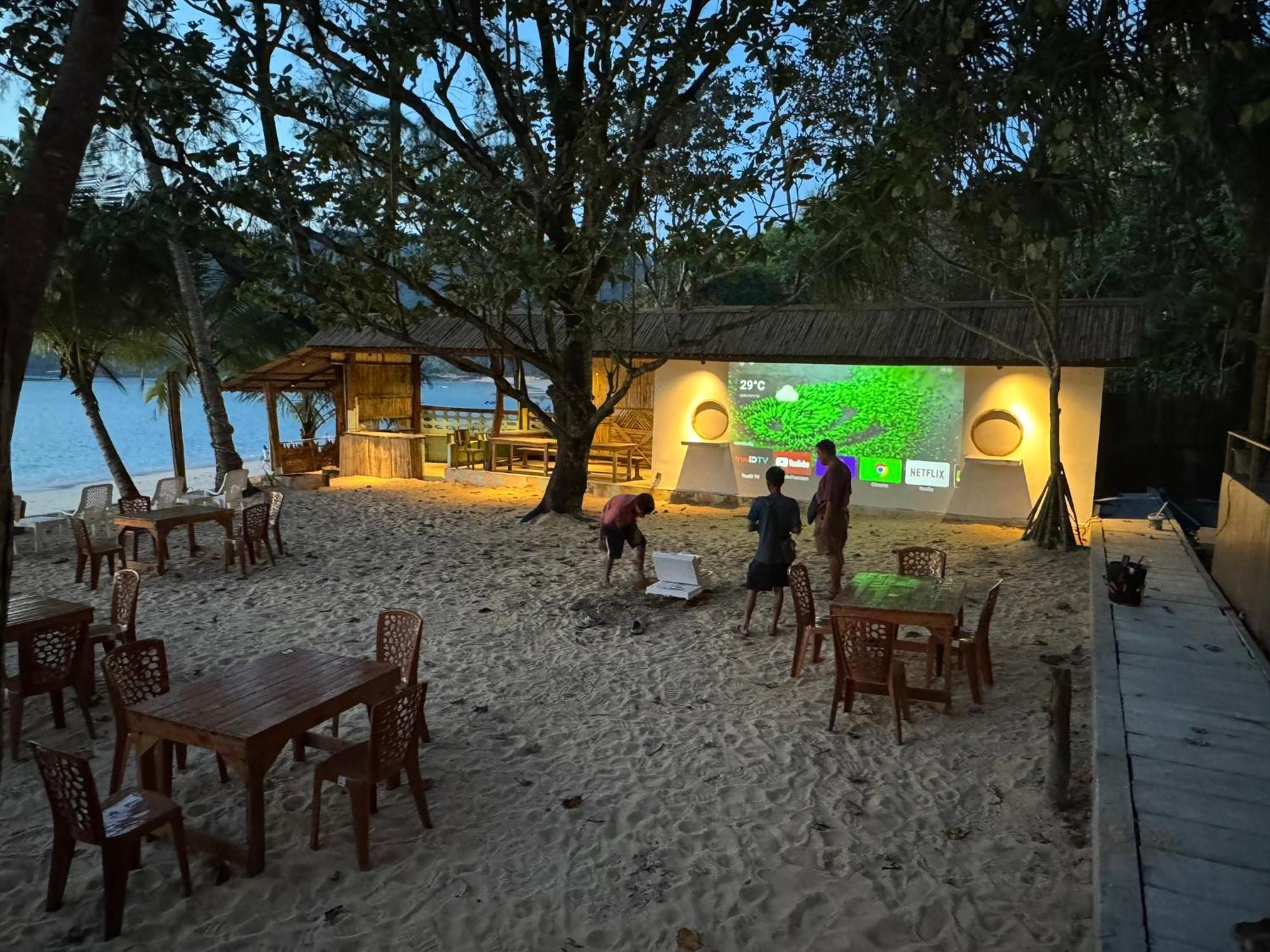 Sunny Cove Beach Resort Koh Phayam ラノーン エクステリア 写真
