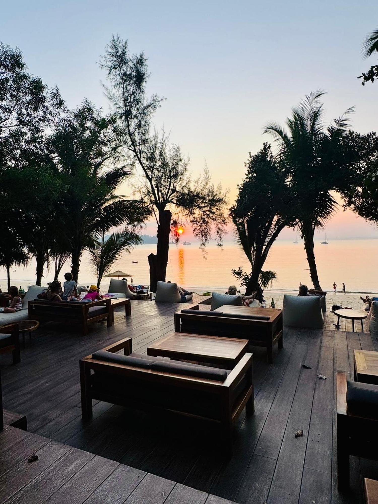 Sunny Cove Beach Resort Koh Phayam ラノーン エクステリア 写真