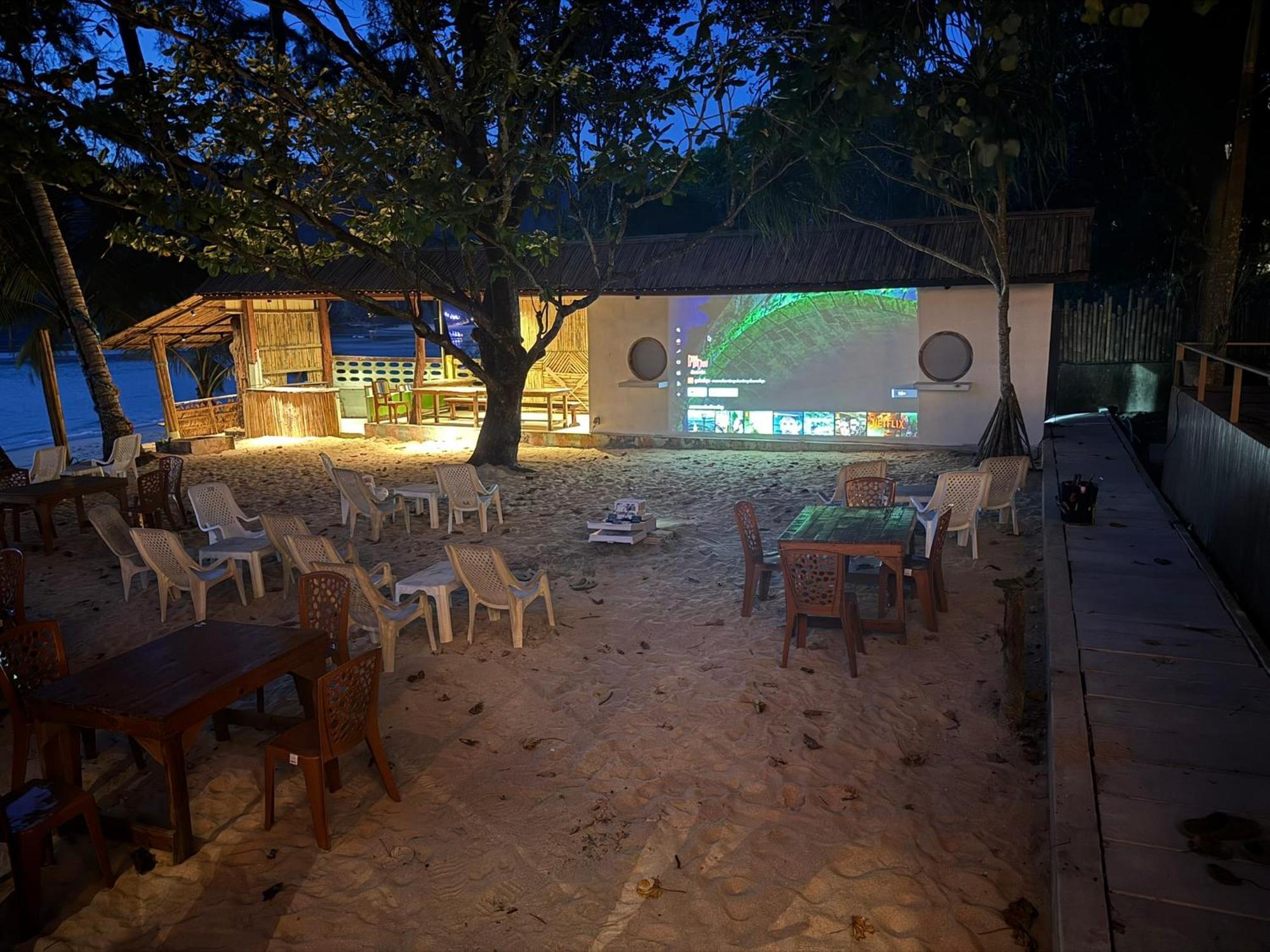Sunny Cove Beach Resort Koh Phayam ラノーン エクステリア 写真